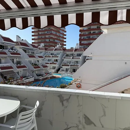 Location C, Americas, Pool View Sunny Wifi Lägenhet *